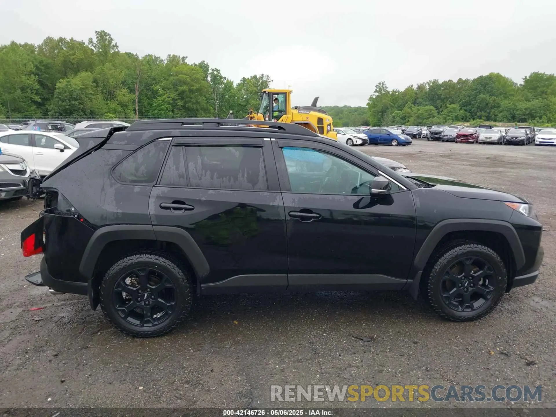 13 Photograph of a damaged car 2T3J1RFV1LC114115 TOYOTA RAV4 2020