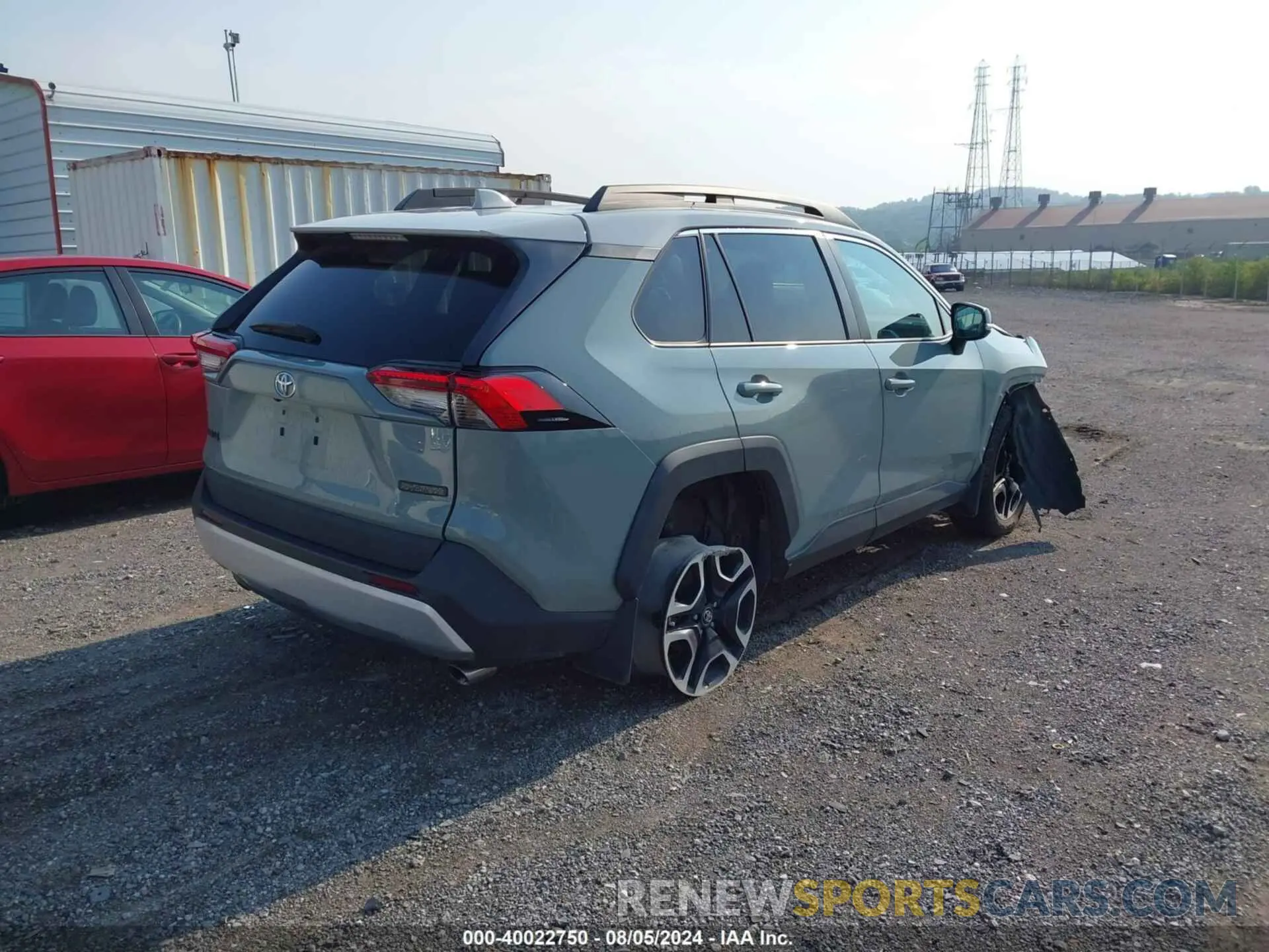 4 Photograph of a damaged car 2T3J1RFV1LC124675 TOYOTA RAV4 2020