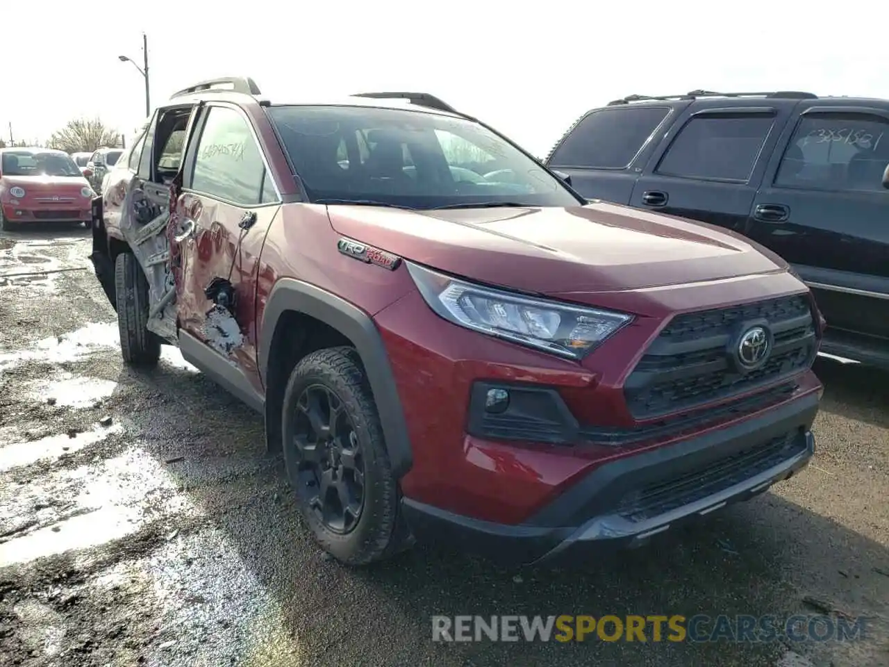 1 Photograph of a damaged car 2T3J1RFV2LC108694 TOYOTA RAV4 2020