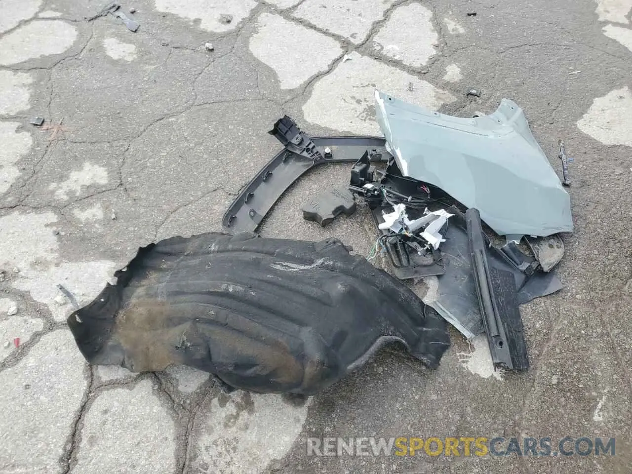13 Photograph of a damaged car 2T3J1RFV3LC061742 TOYOTA RAV4 2020