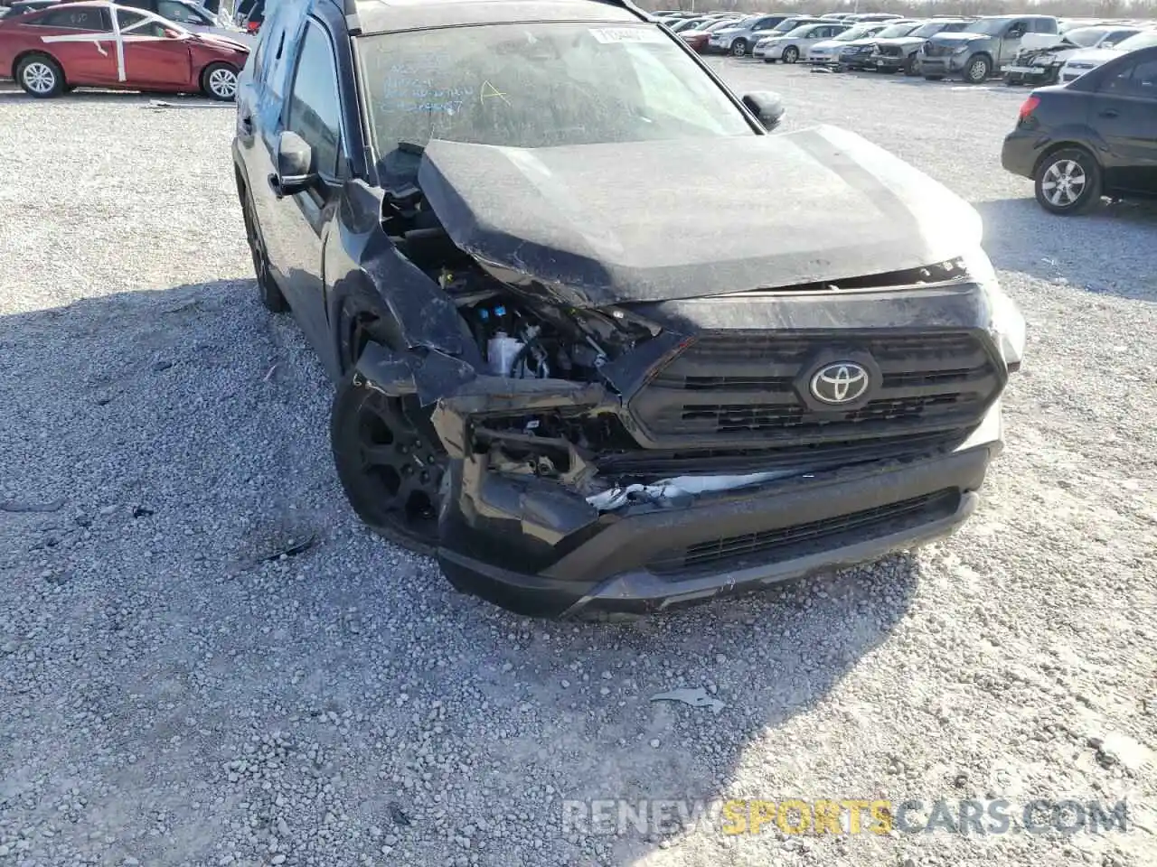 9 Photograph of a damaged car 2T3J1RFV4LC124315 TOYOTA RAV4 2020