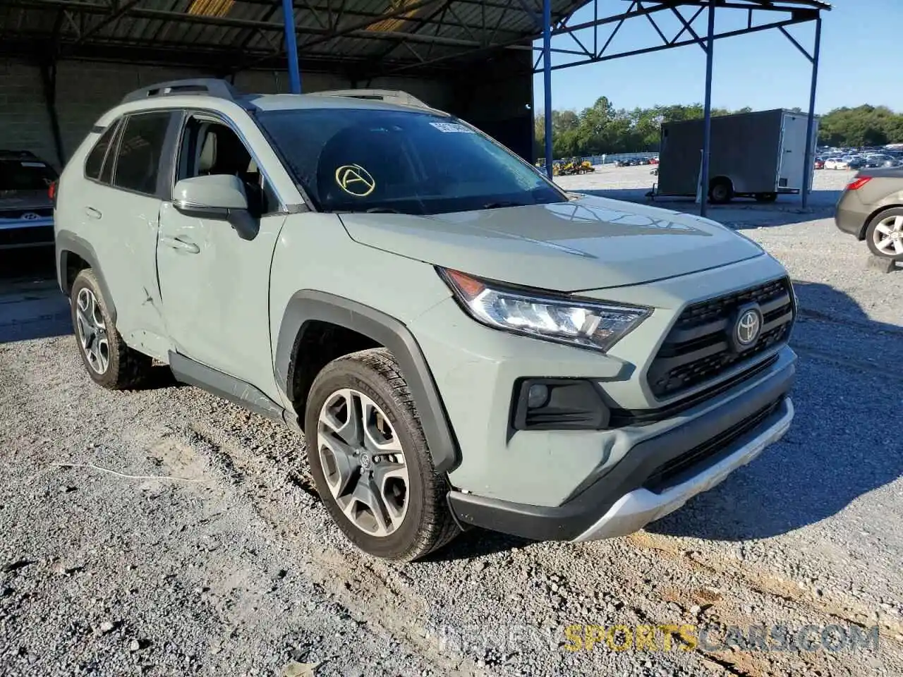 1 Photograph of a damaged car 2T3J1RFV4LC128817 TOYOTA RAV4 2020