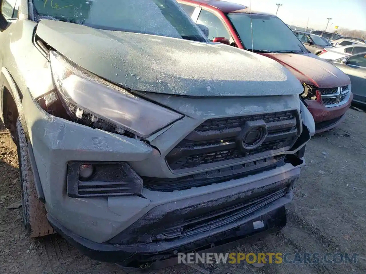 9 Photograph of a damaged car 2T3J1RFV5LC071222 TOYOTA RAV4 2020