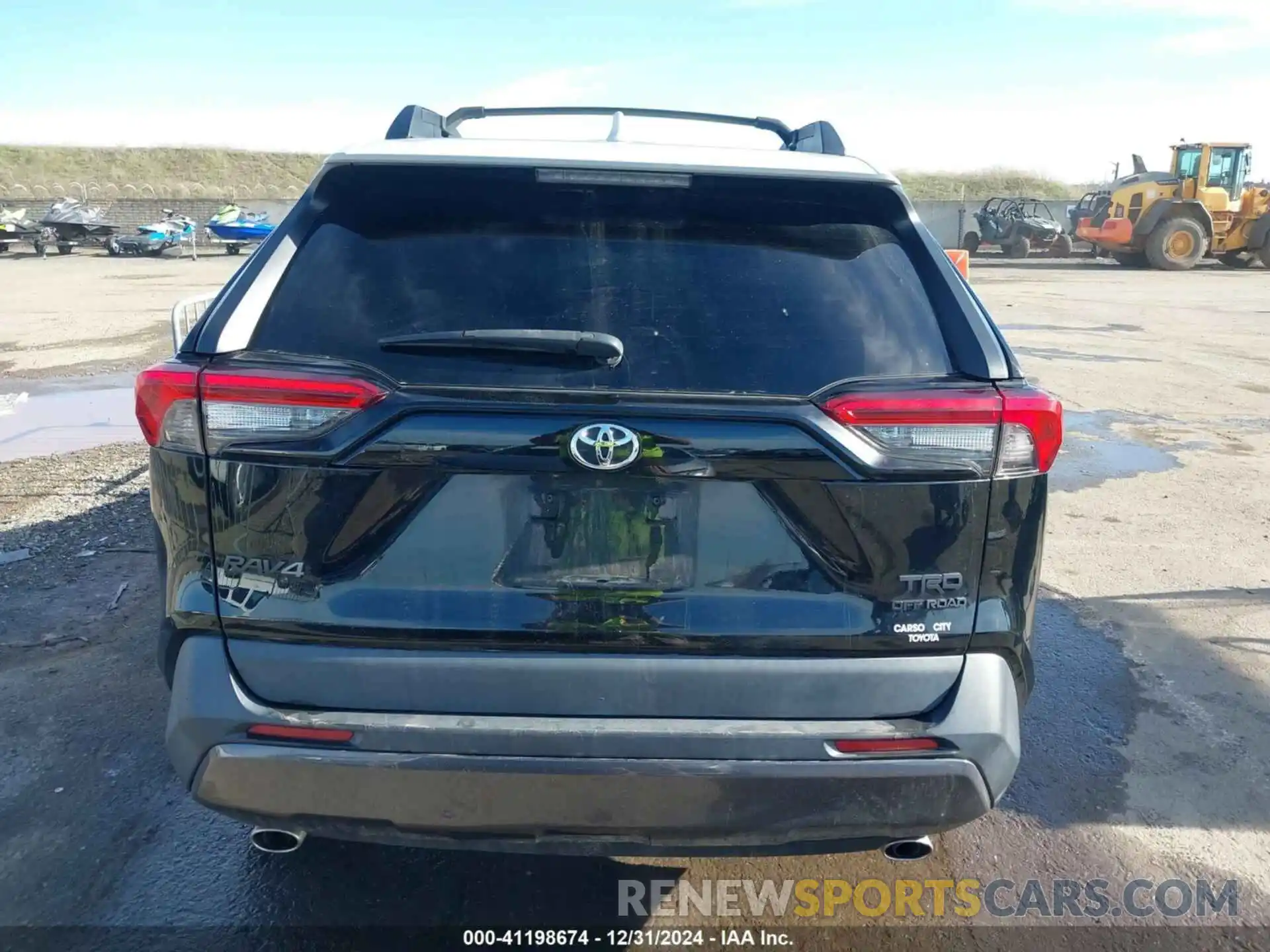 16 Photograph of a damaged car 2T3J1RFV5LC088313 TOYOTA RAV4 2020