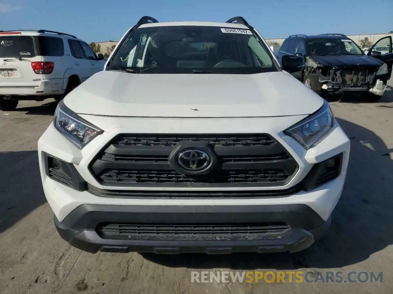 5 Photograph of a damaged car 2T3J1RFV5LC112660 TOYOTA RAV4 2020