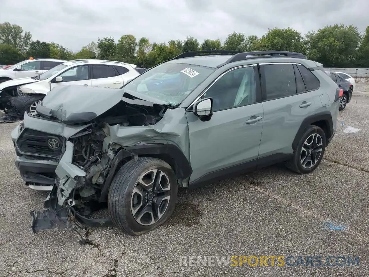 1 Photograph of a damaged car 2T3J1RFV6LC074260 TOYOTA RAV4 2020