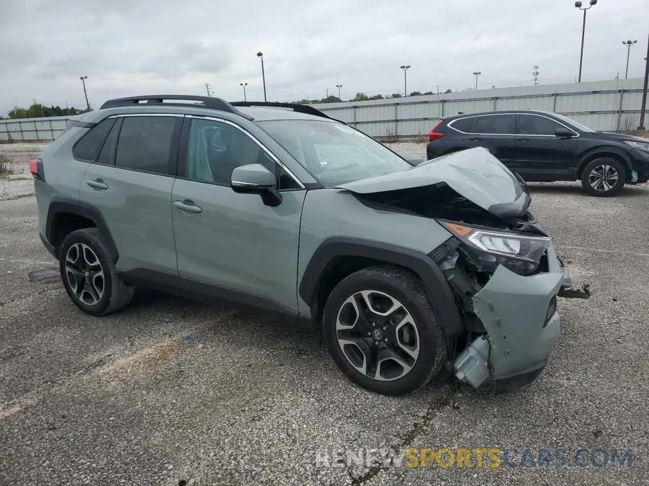 4 Photograph of a damaged car 2T3J1RFV6LC074260 TOYOTA RAV4 2020