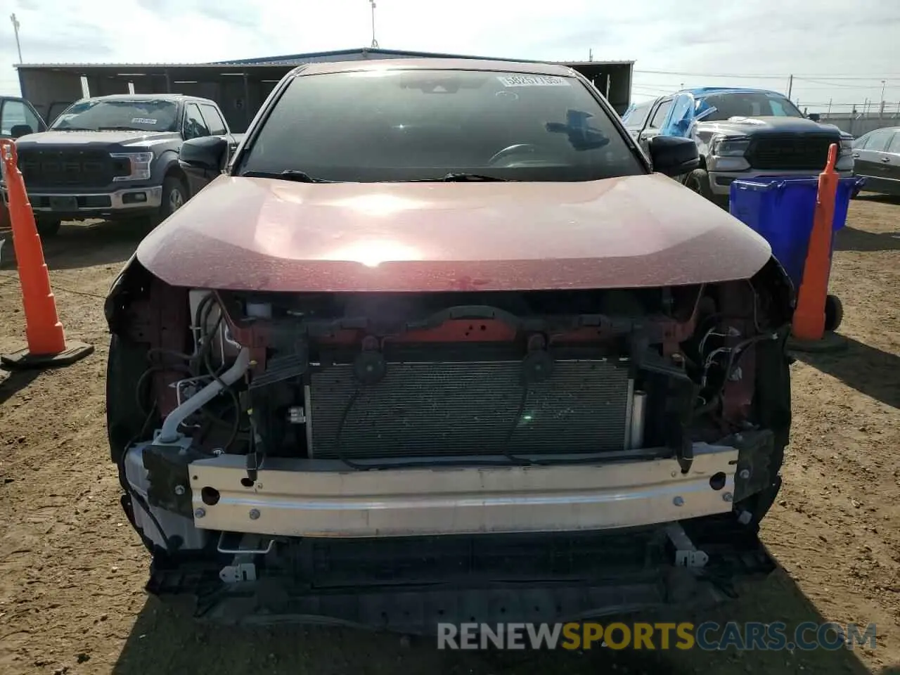 5 Photograph of a damaged car 2T3J1RFV7LC075532 TOYOTA RAV4 2020