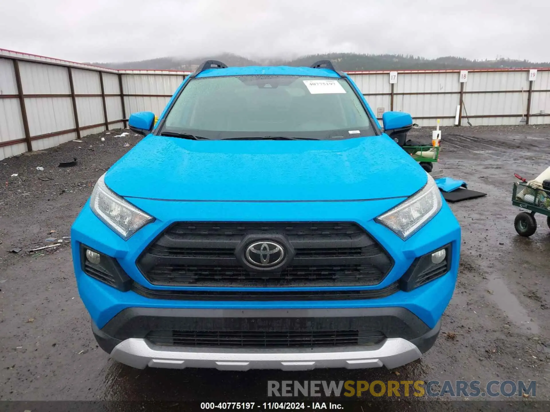 13 Photograph of a damaged car 2T3J1RFV7LC090077 TOYOTA RAV4 2020