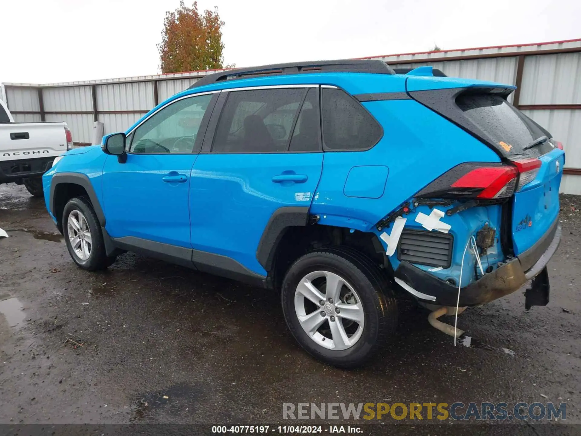 3 Photograph of a damaged car 2T3J1RFV7LC090077 TOYOTA RAV4 2020