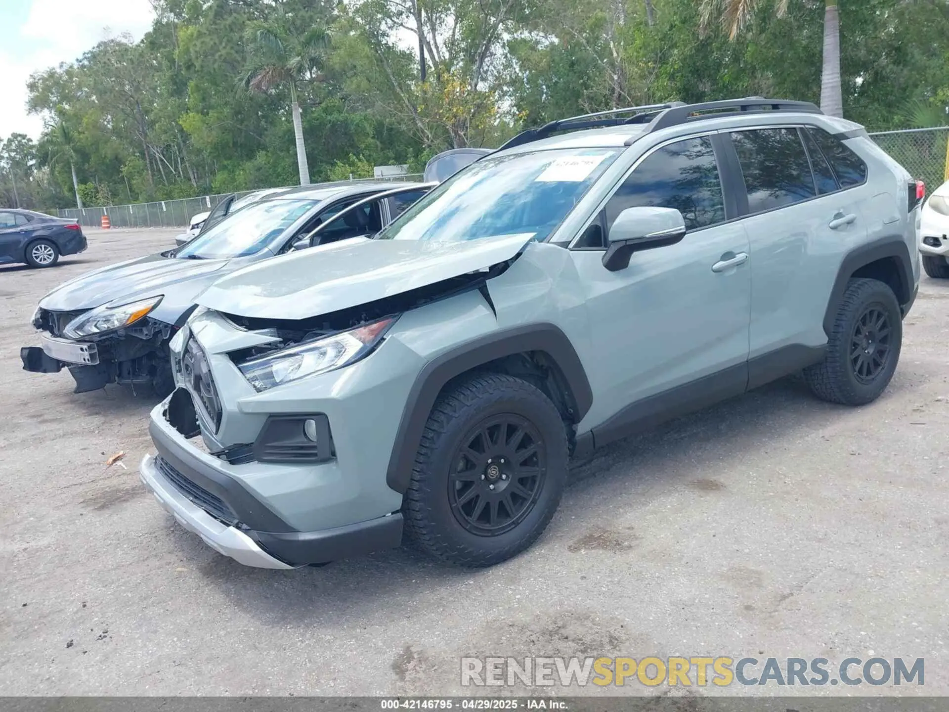 2 Photograph of a damaged car 2T3J1RFV7LC128780 TOYOTA RAV4 2020