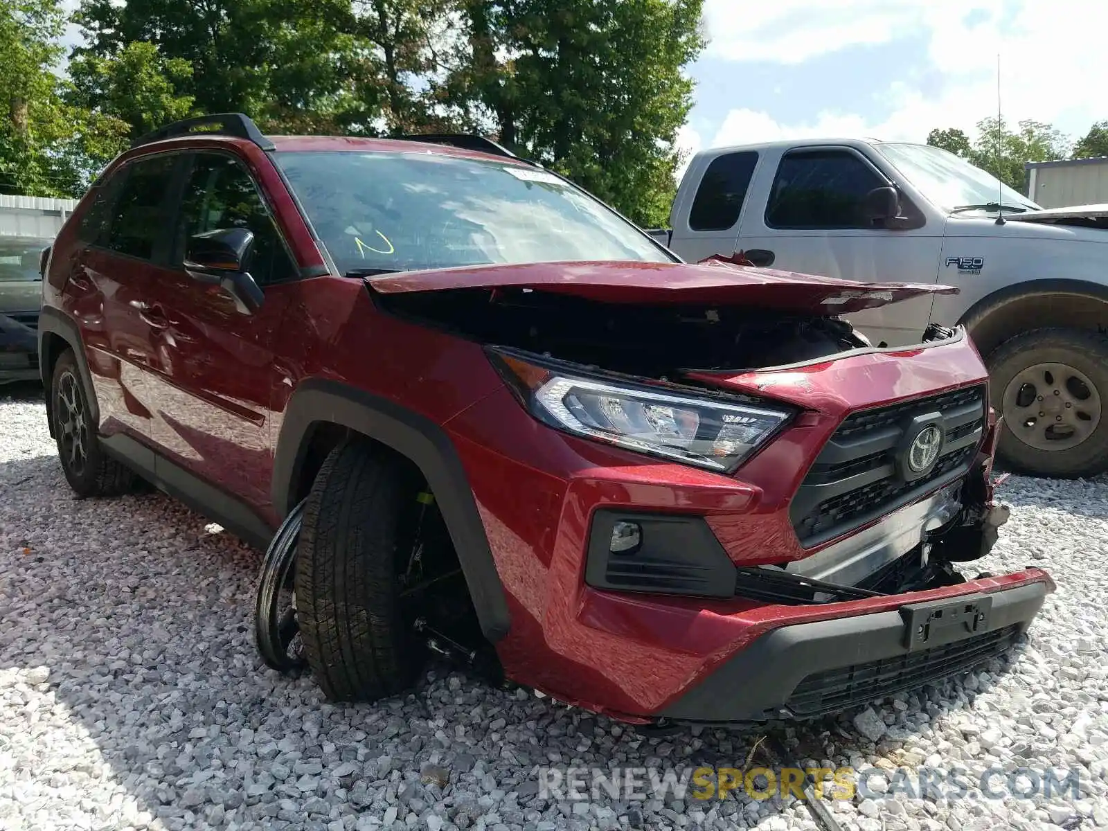 1 Photograph of a damaged car 2T3J1RFV8LC072154 TOYOTA RAV4 2020