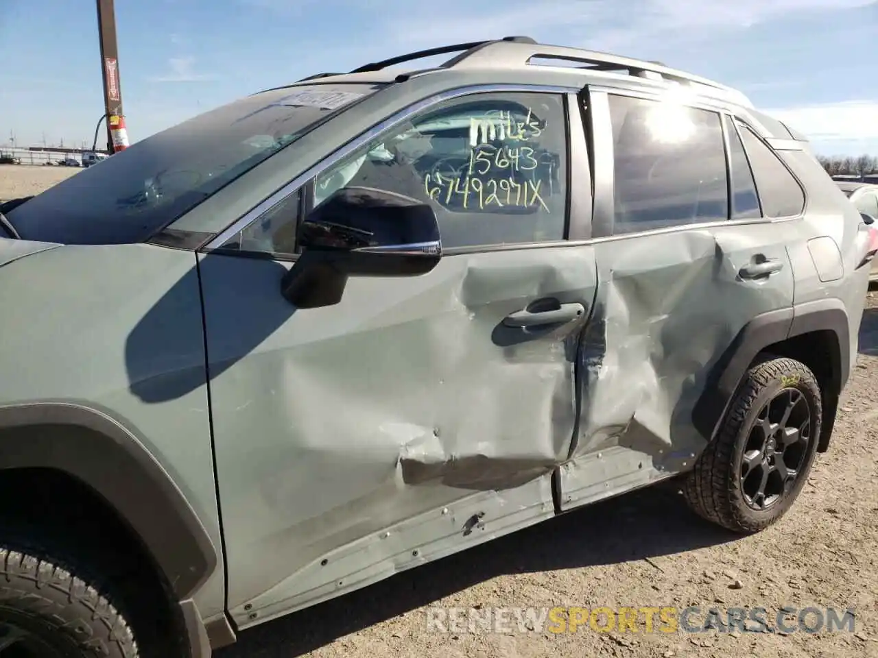 9 Photograph of a damaged car 2T3J1RFV8LC077449 TOYOTA RAV4 2020