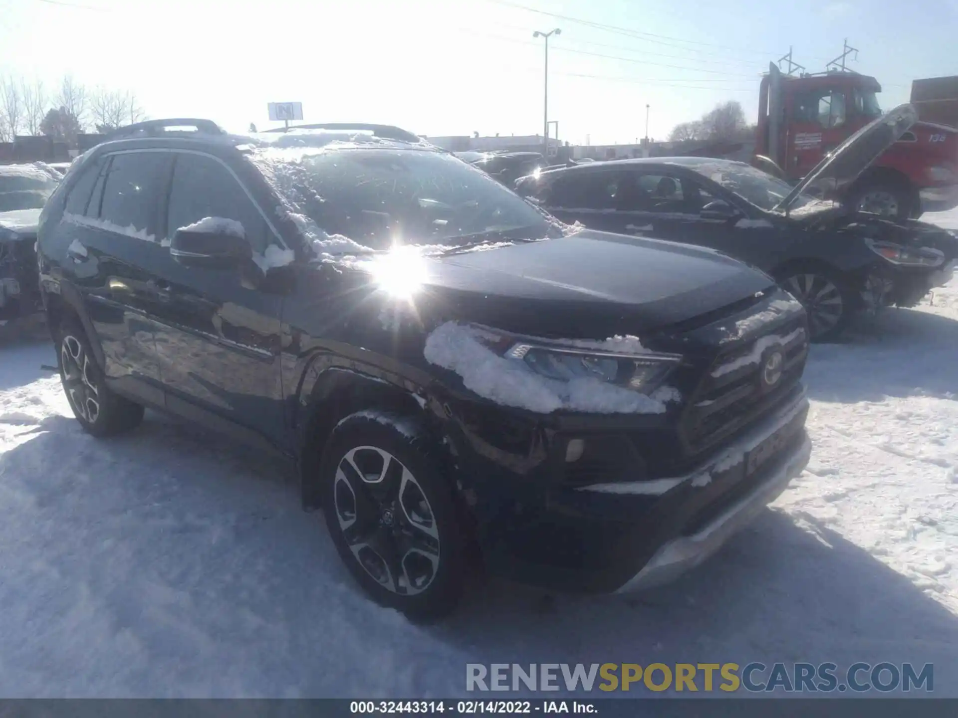 1 Photograph of a damaged car 2T3J1RFV8LC107128 TOYOTA RAV4 2020