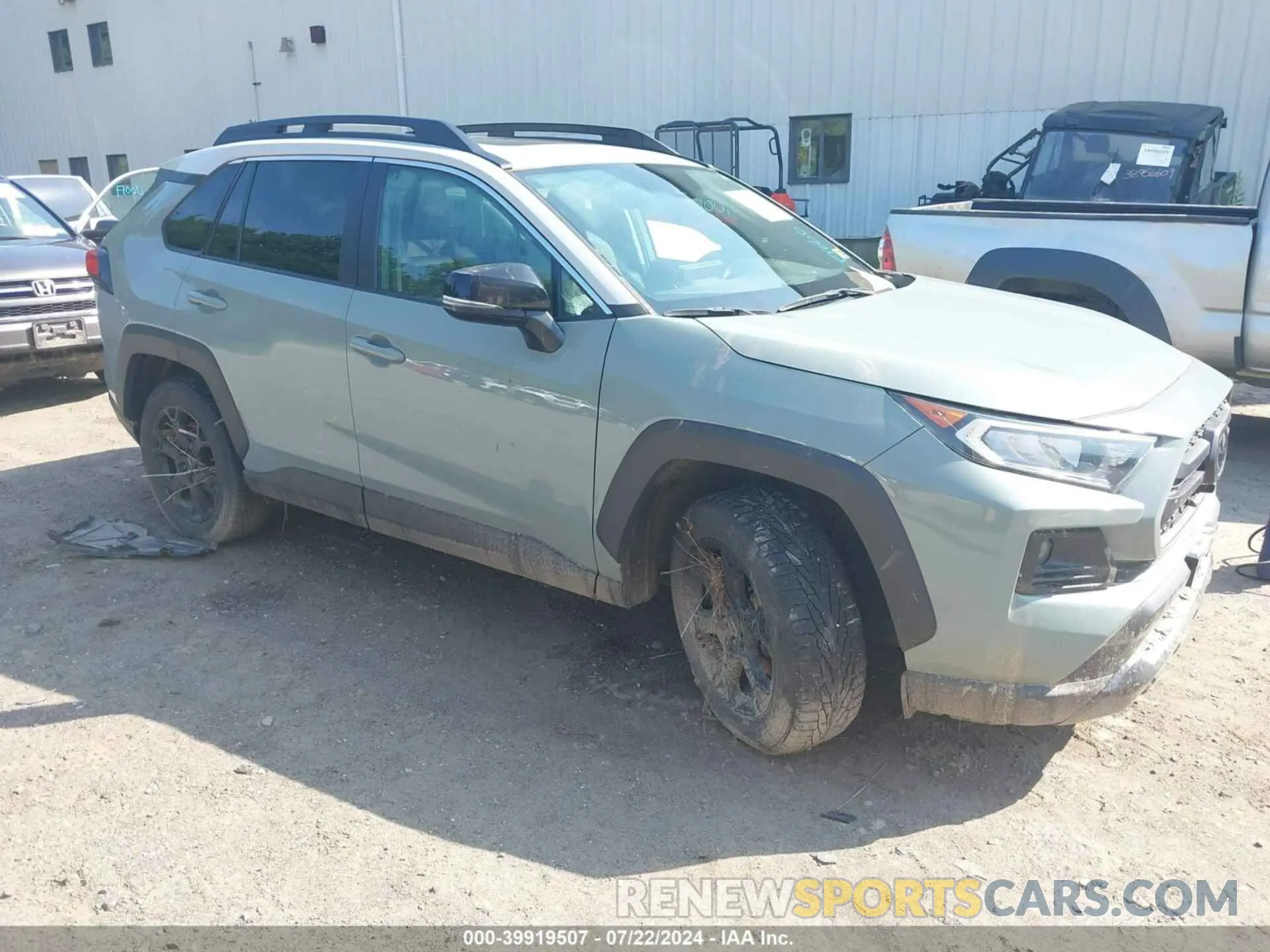 1 Photograph of a damaged car 2T3J1RFV9LC063477 TOYOTA RAV4 2020