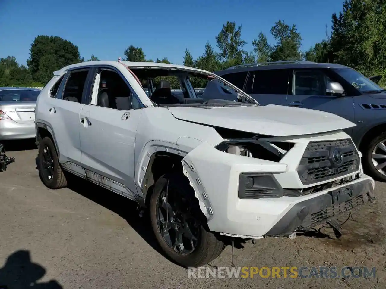 1 Photograph of a damaged car 2T3J1RFV9LC072017 TOYOTA RAV4 2020