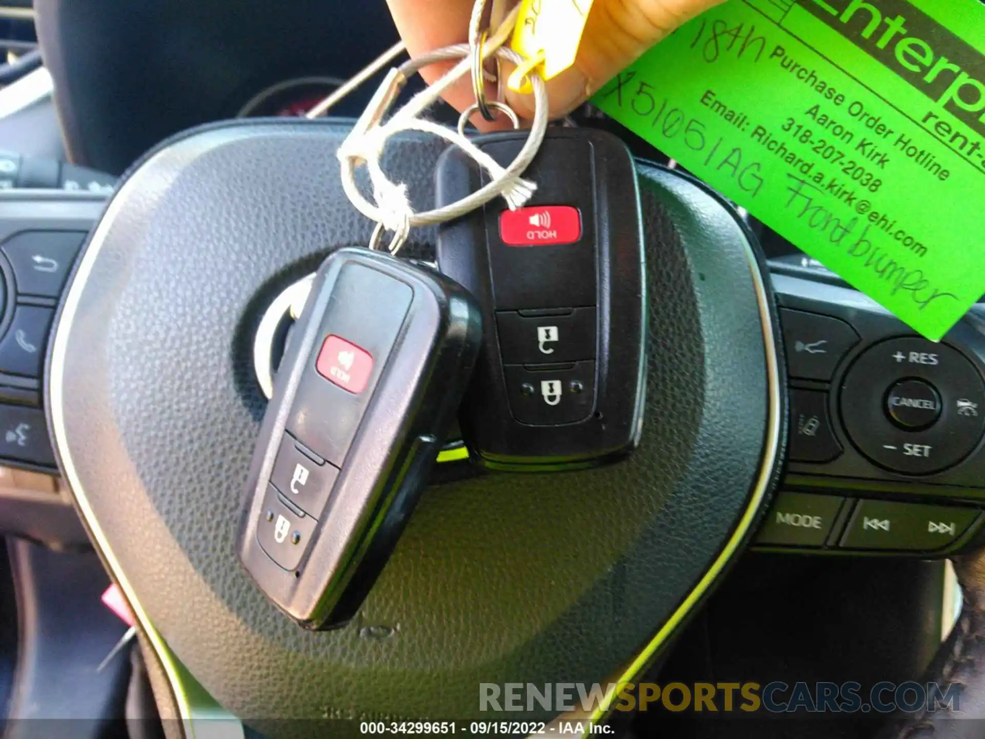 11 Photograph of a damaged car 2T3J1RFV9LC093949 TOYOTA RAV4 2020