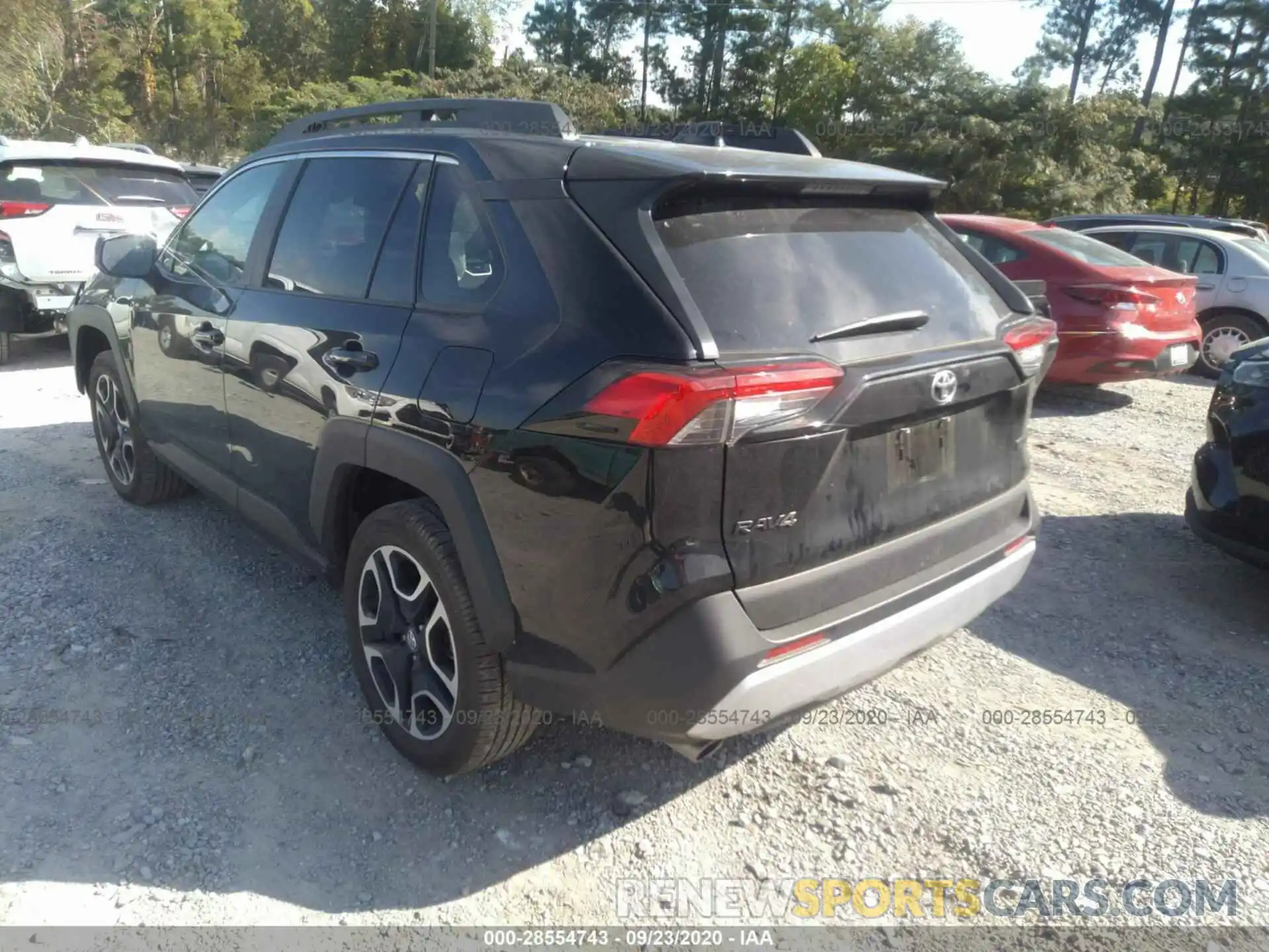 3 Photograph of a damaged car 2T3J1RFVXLC100634 TOYOTA RAV4 2020