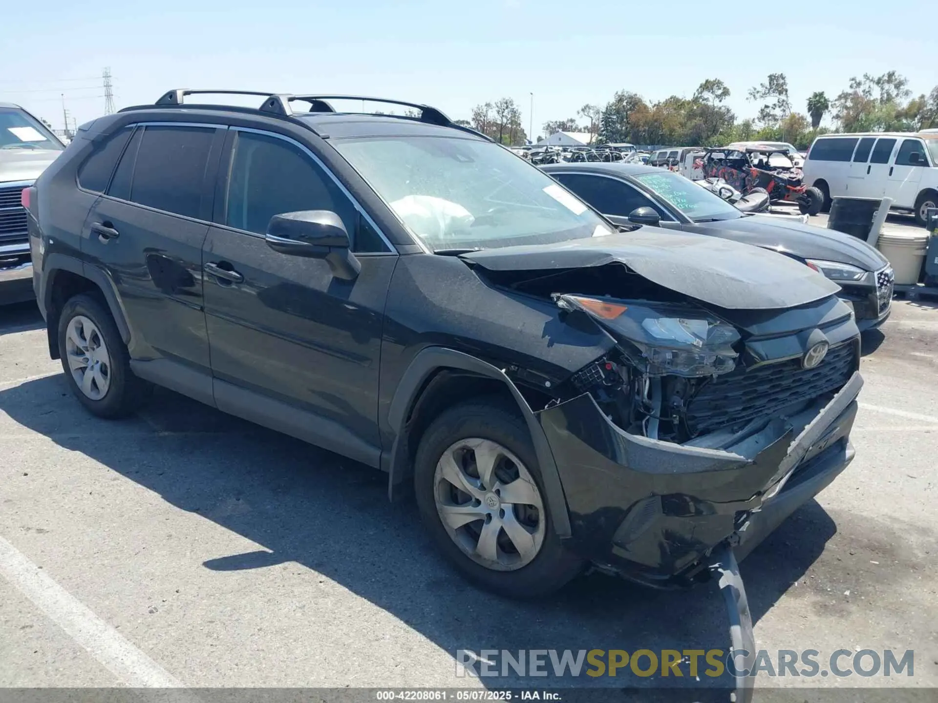 1 Photograph of a damaged car 2T3K1RFV0LW064469 TOYOTA RAV4 2020
