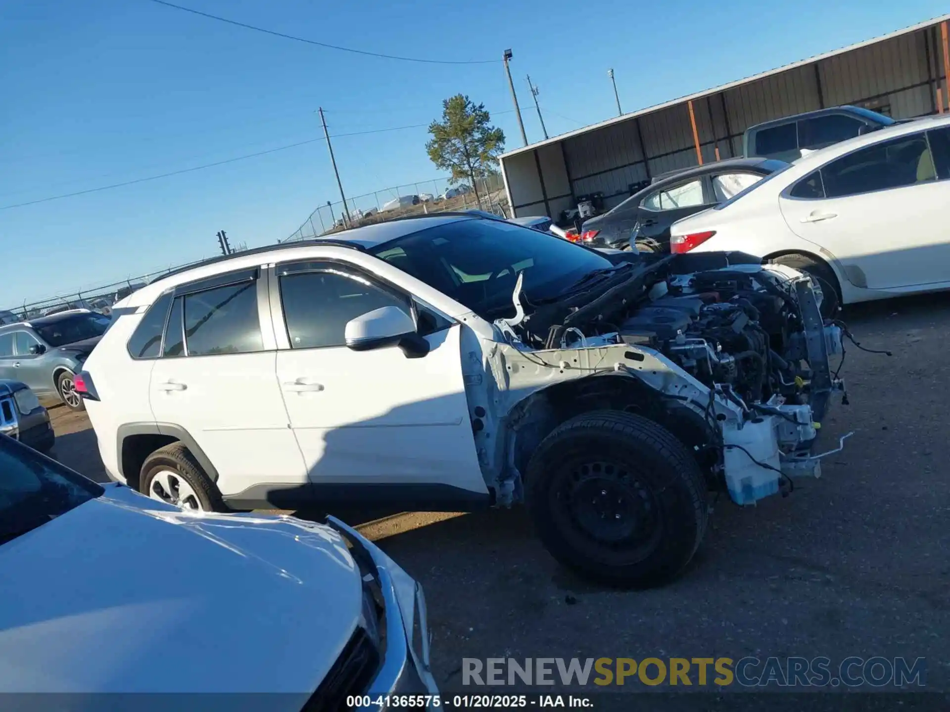 14 Photograph of a damaged car 2T3K1RFV1LC061534 TOYOTA RAV4 2020