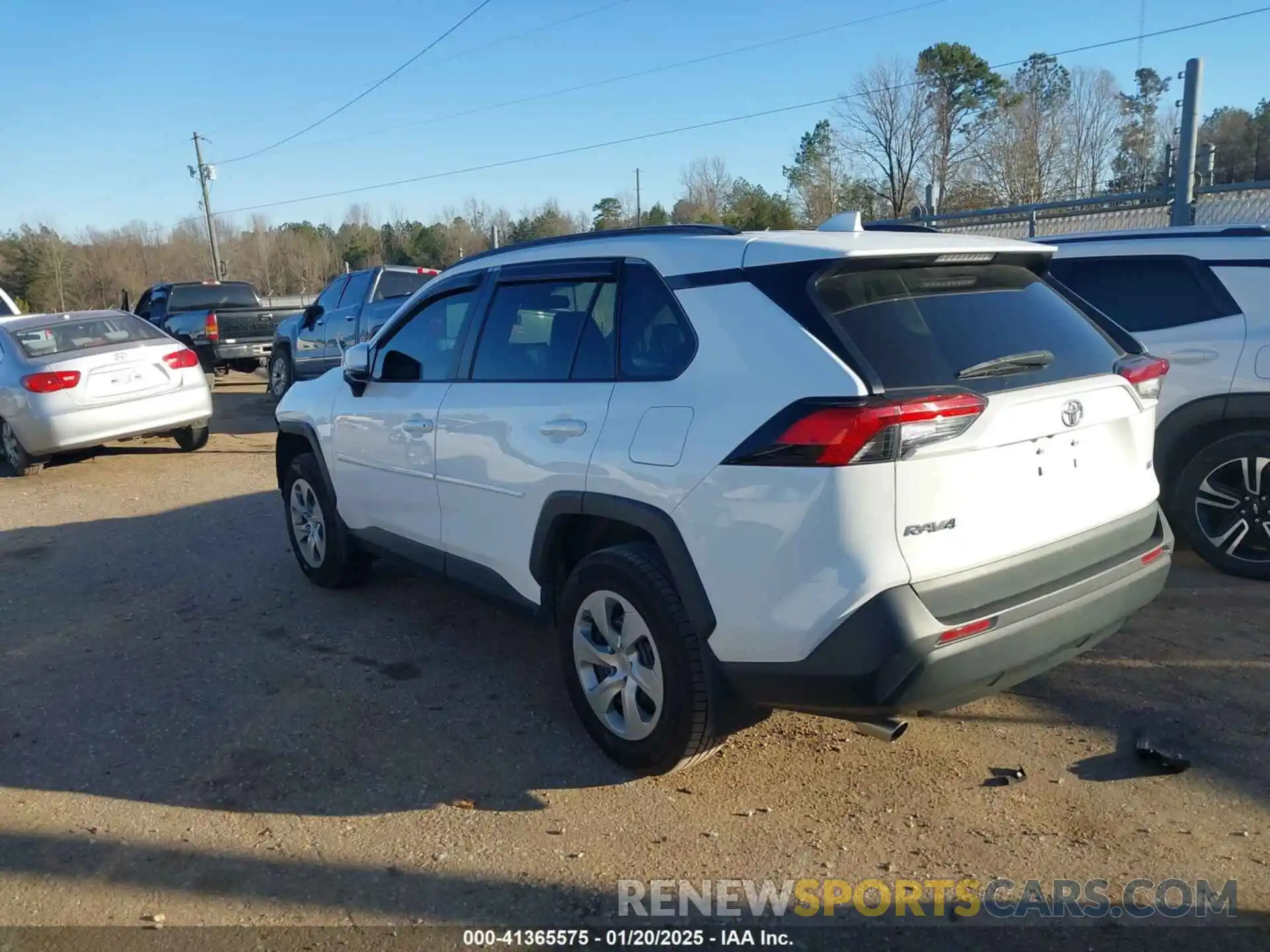 3 Photograph of a damaged car 2T3K1RFV1LC061534 TOYOTA RAV4 2020