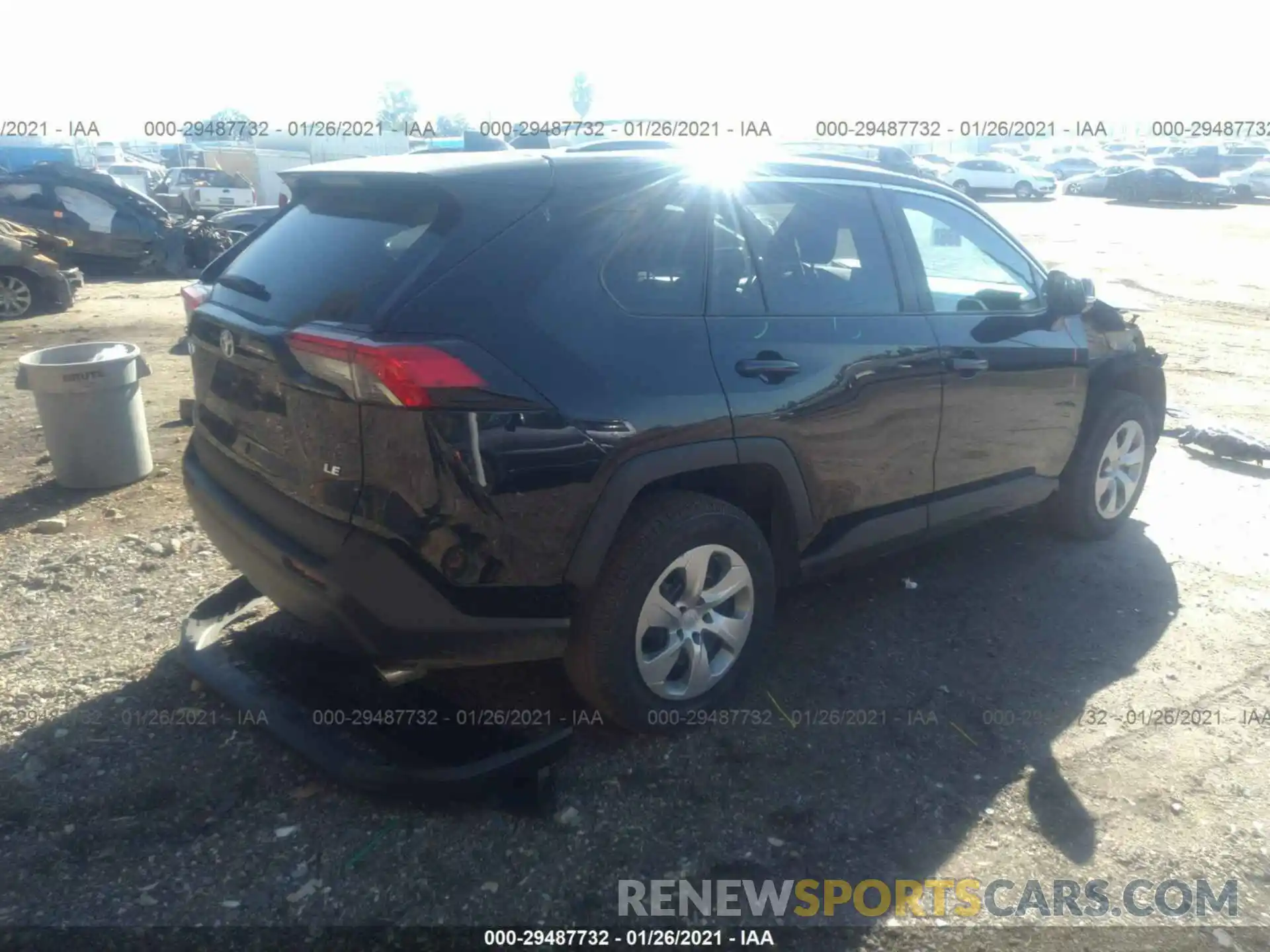 4 Photograph of a damaged car 2T3K1RFV4LW063812 TOYOTA RAV4 2020