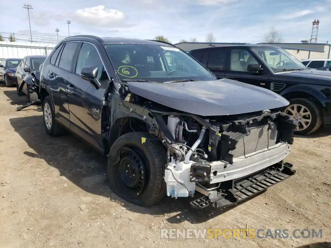 1 Photograph of a damaged car 2T3K1RFV4LW098561 TOYOTA RAV4 2020