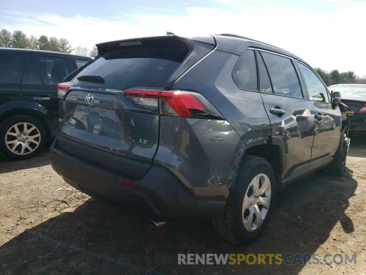 4 Photograph of a damaged car 2T3K1RFV4LW098561 TOYOTA RAV4 2020