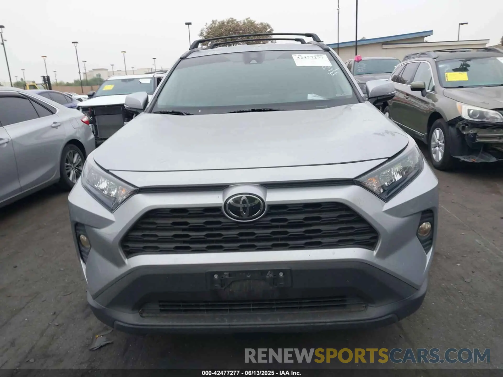 13 Photograph of a damaged car 2T3K1RFV5LW070848 TOYOTA RAV4 2020