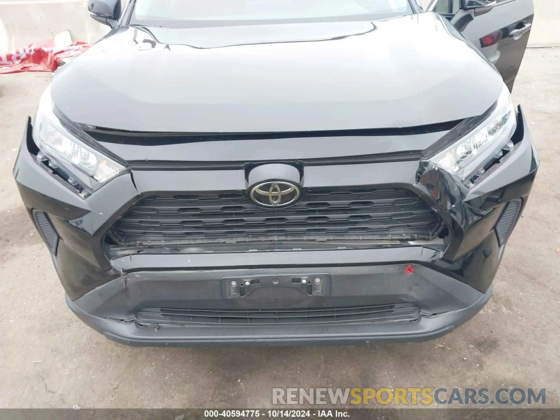 6 Photograph of a damaged car 2T3K1RFV5LW084877 TOYOTA RAV4 2020