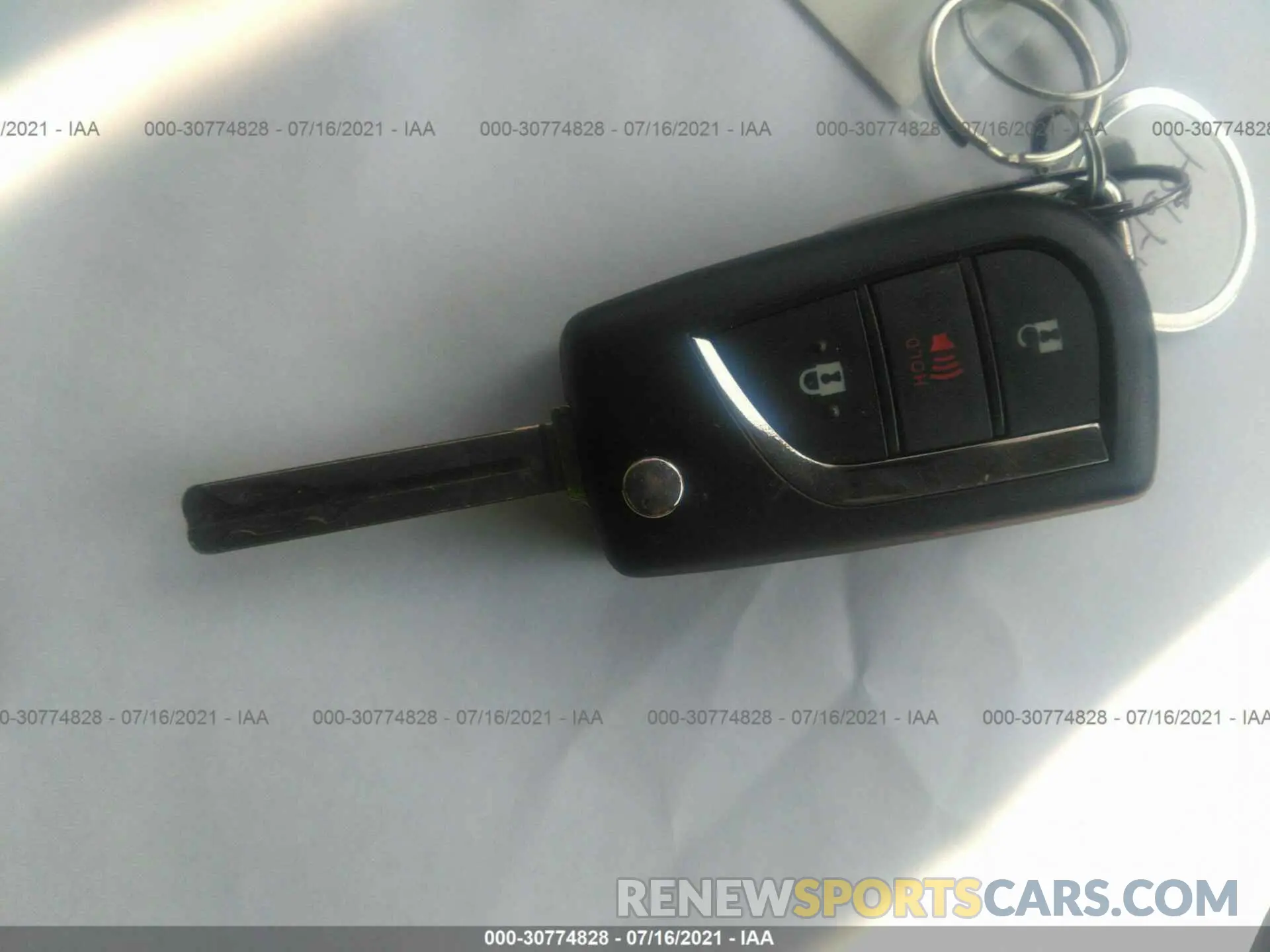 11 Photograph of a damaged car 2T3K1RFV6LW097895 TOYOTA RAV4 2020