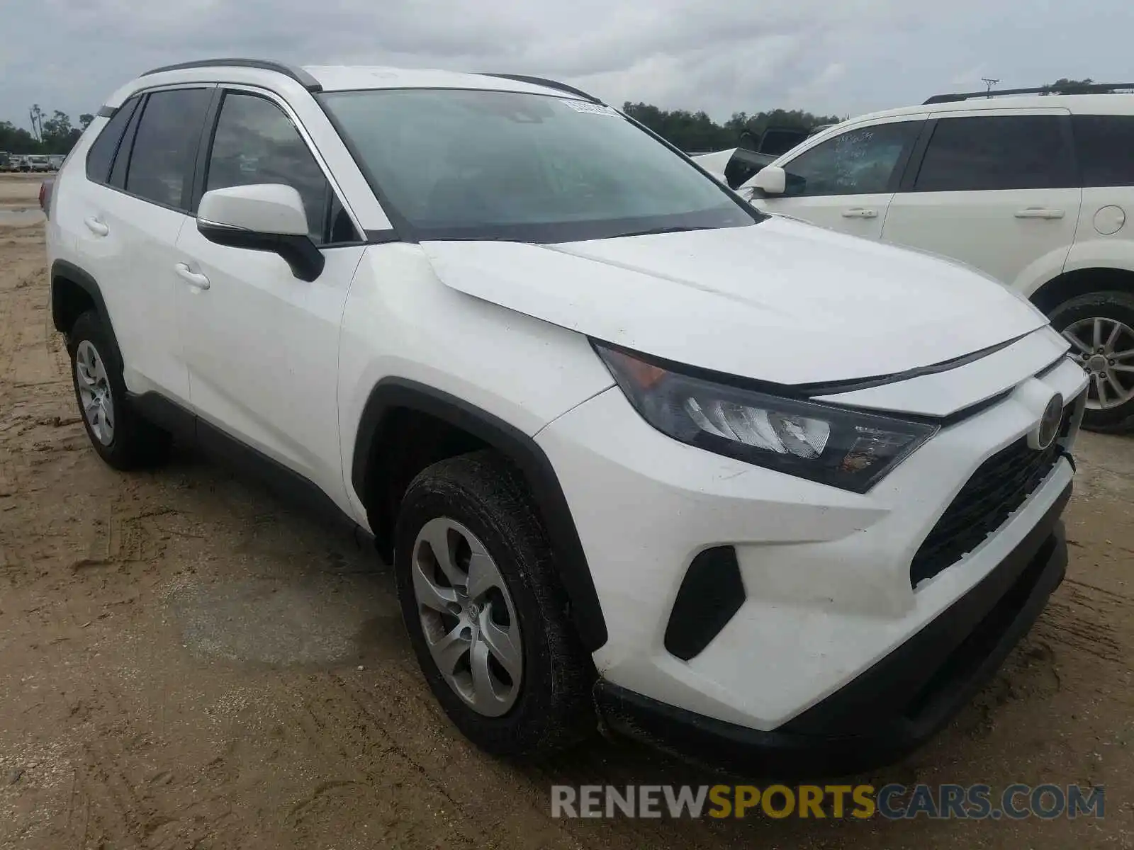 1 Photograph of a damaged car 2T3K1RFV7LC061828 TOYOTA RAV4 2020