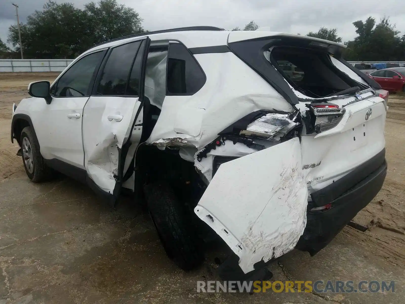 3 Photograph of a damaged car 2T3K1RFV7LC061828 TOYOTA RAV4 2020