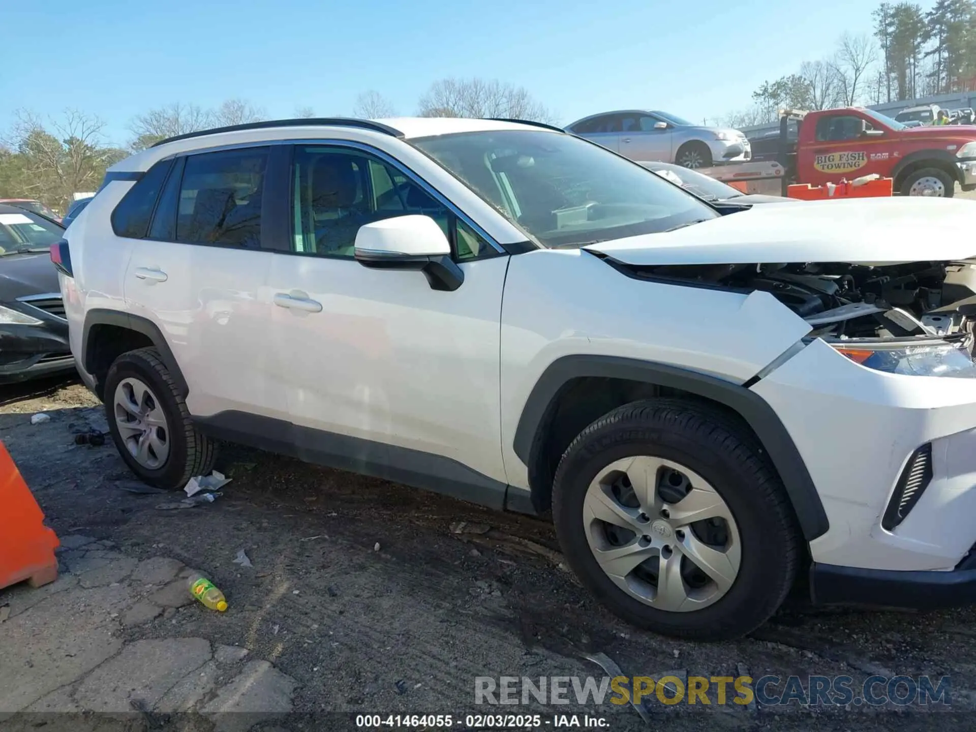14 Photograph of a damaged car 2T3K1RFV7LW058152 TOYOTA RAV4 2020
