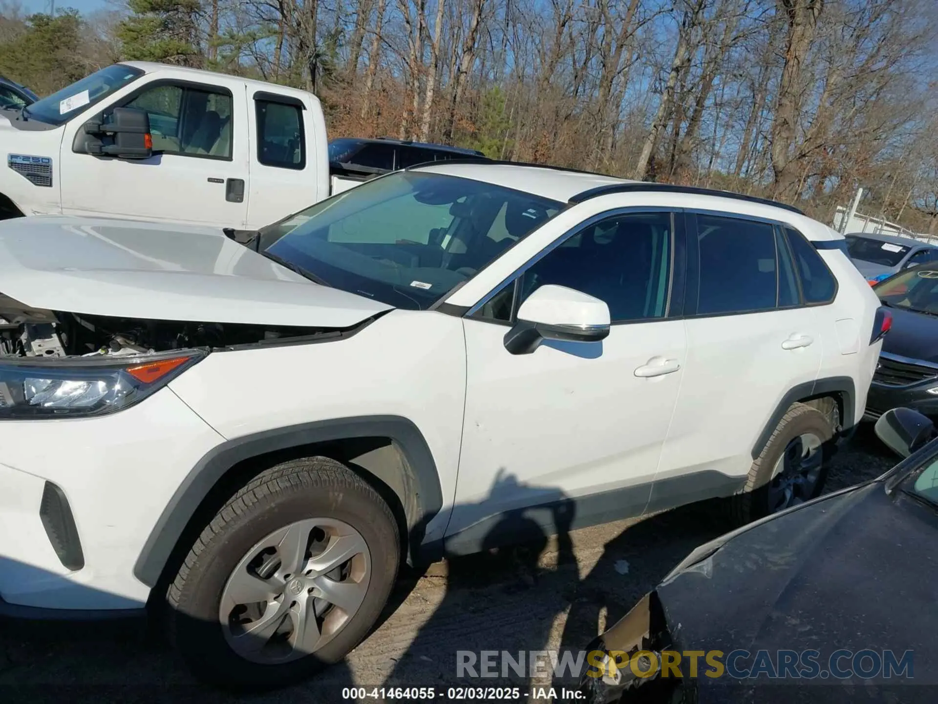 15 Photograph of a damaged car 2T3K1RFV7LW058152 TOYOTA RAV4 2020