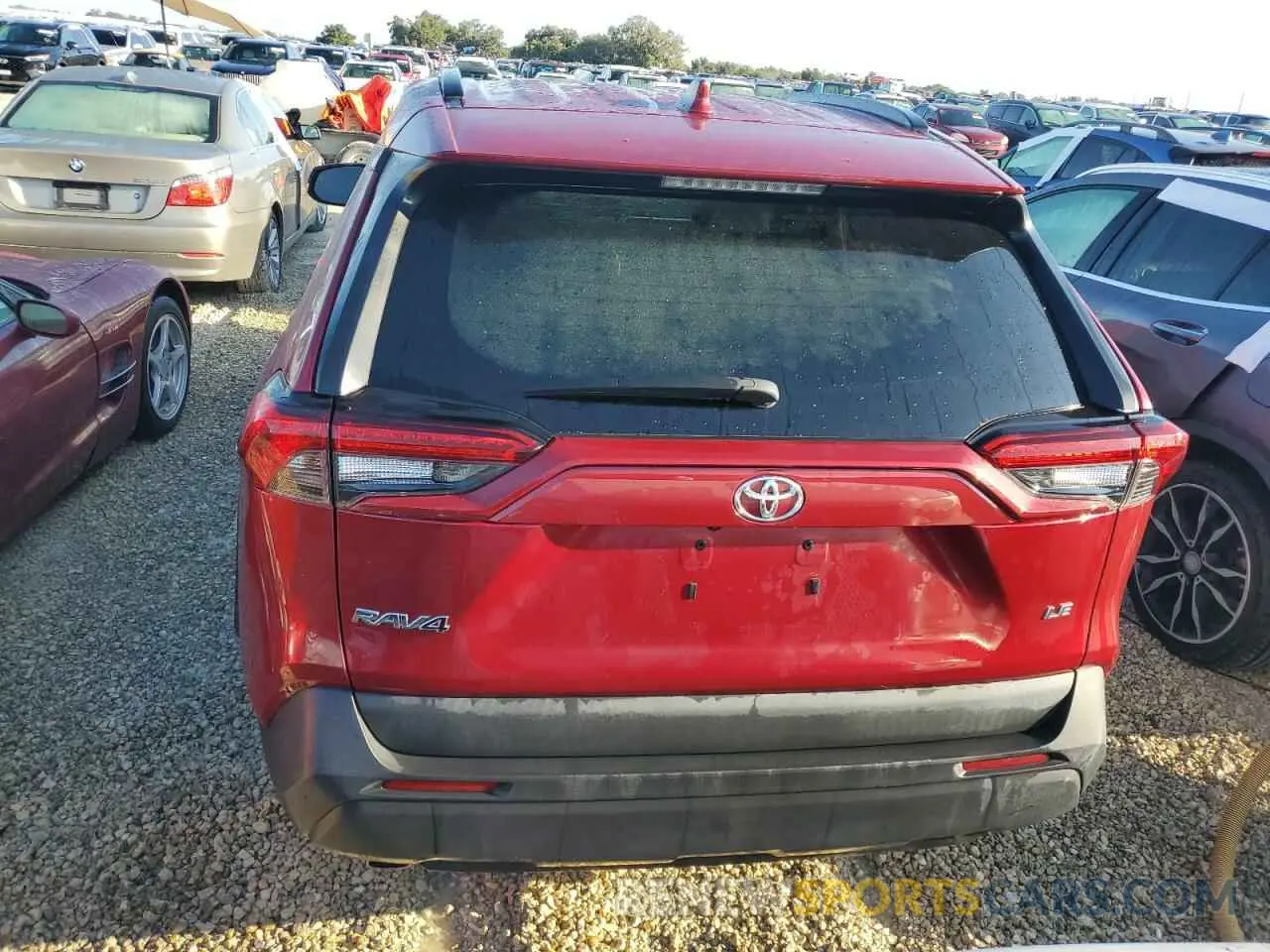 6 Photograph of a damaged car 2T3K1RFV8LC066052 TOYOTA RAV4 2020