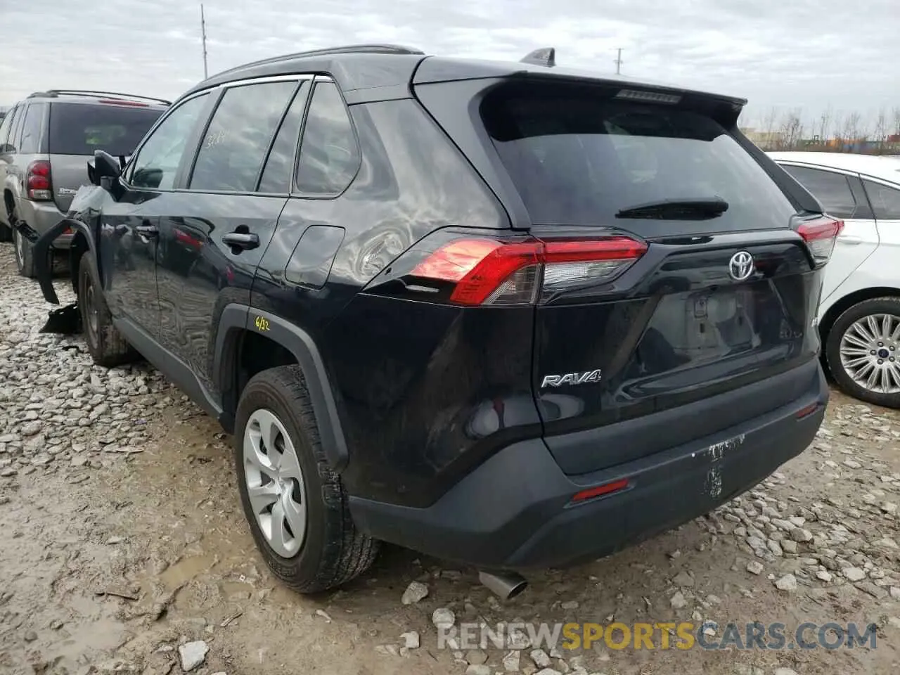 3 Photograph of a damaged car 2T3K1RFV9LC080977 TOYOTA RAV4 2020