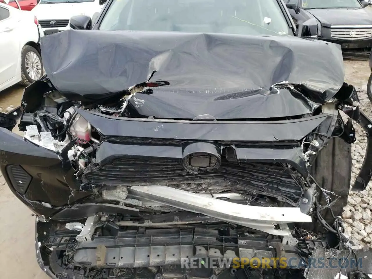 7 Photograph of a damaged car 2T3K1RFV9LC080977 TOYOTA RAV4 2020