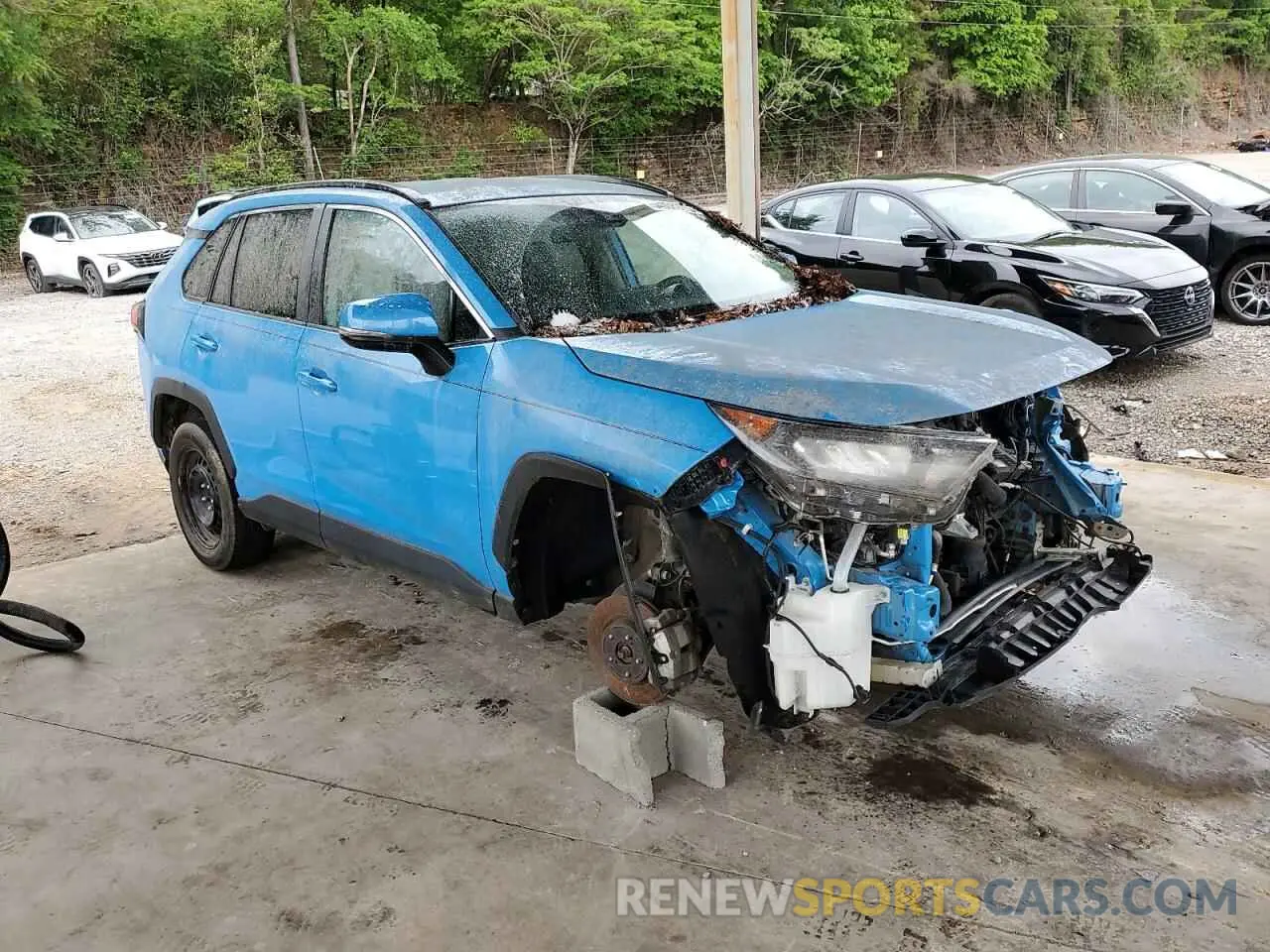 4 Photograph of a damaged car 2T3K1RFV9LW095865 TOYOTA RAV4 2020