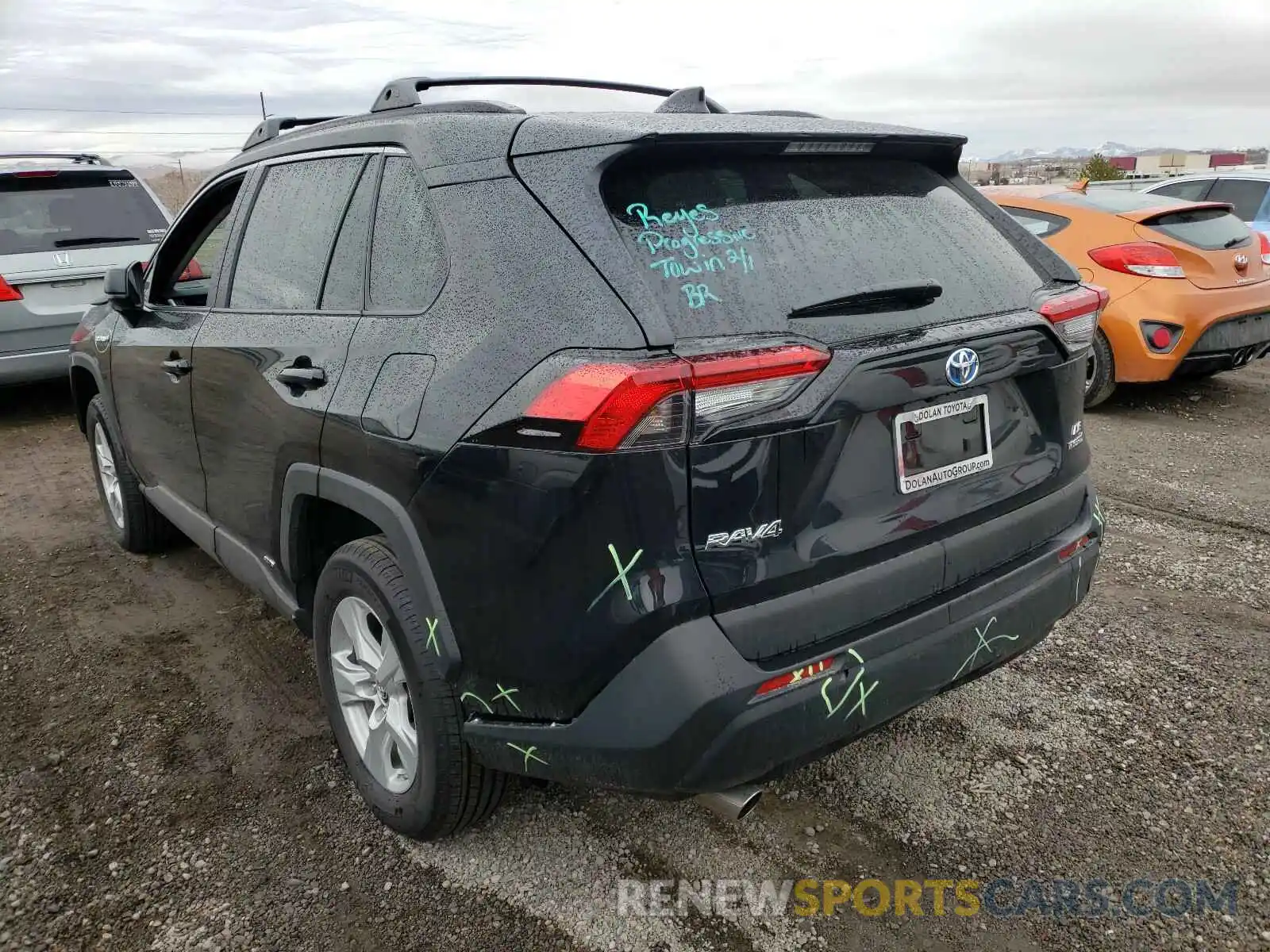 3 Photograph of a damaged car 2T3L6RFV9LW002168 TOYOTA RAV4 2020