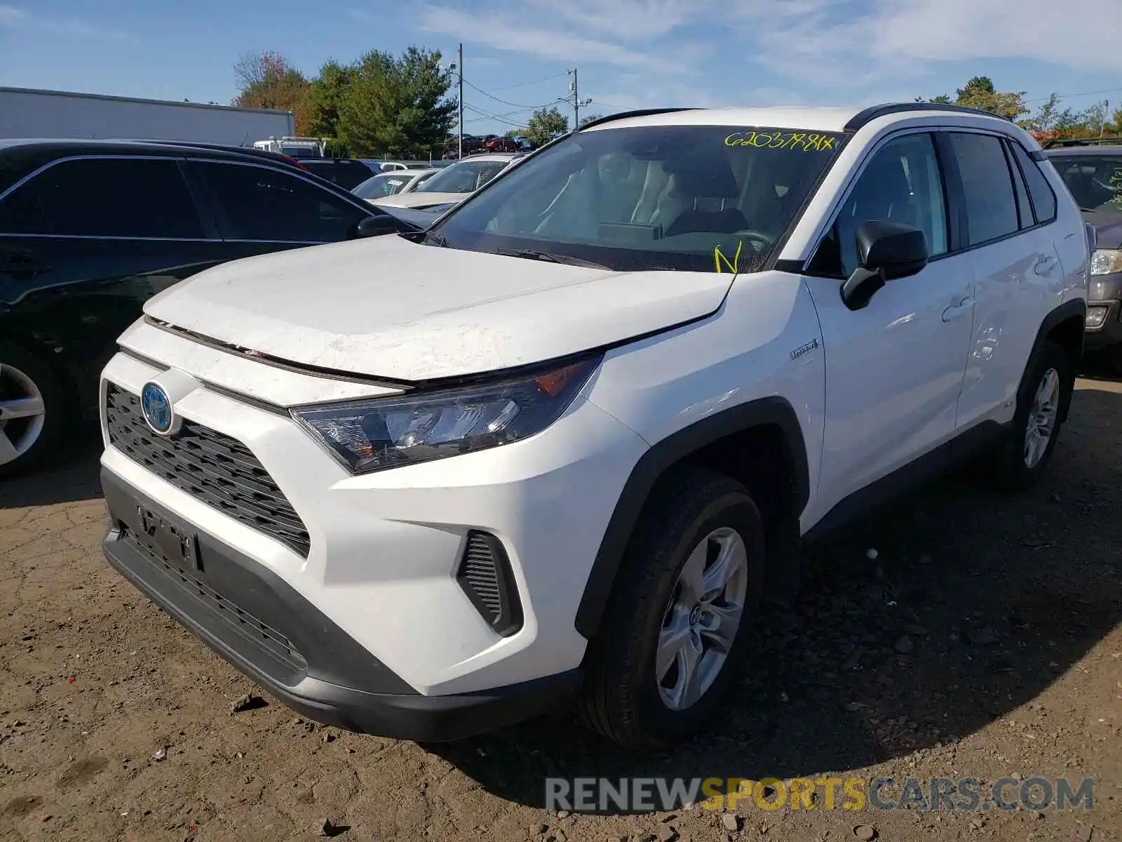 2 Photograph of a damaged car 2T3LWRFV0LW055115 TOYOTA RAV4 2020