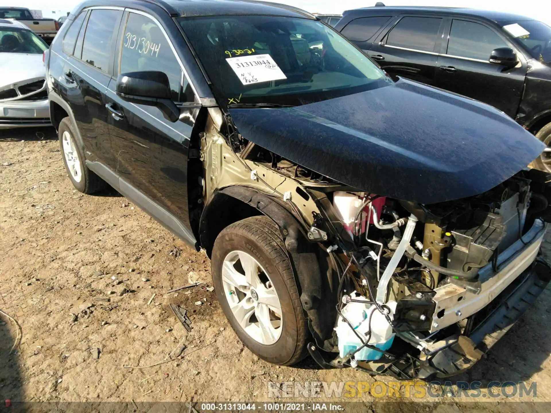 1 Photograph of a damaged car 2T3LWRFV1LW075678 TOYOTA RAV4 2020