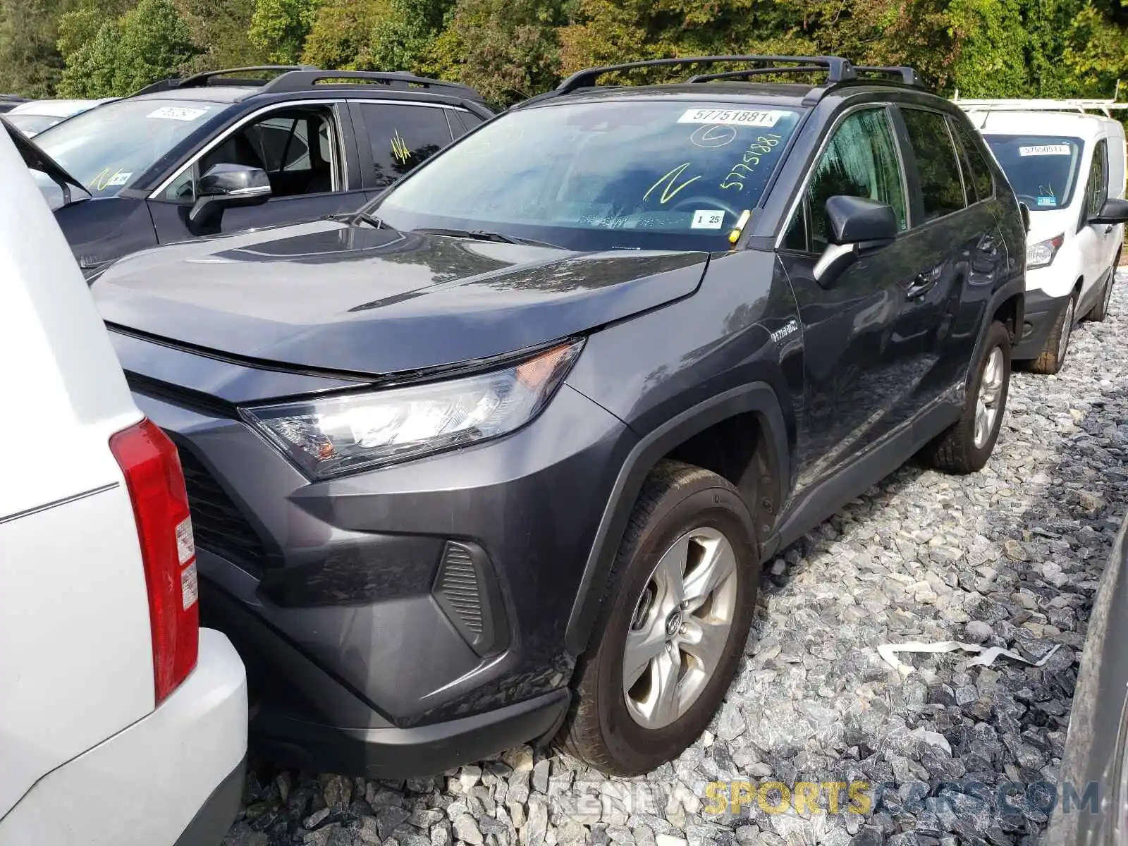 2 Photograph of a damaged car 2T3LWRFV2LW055858 TOYOTA RAV4 2020