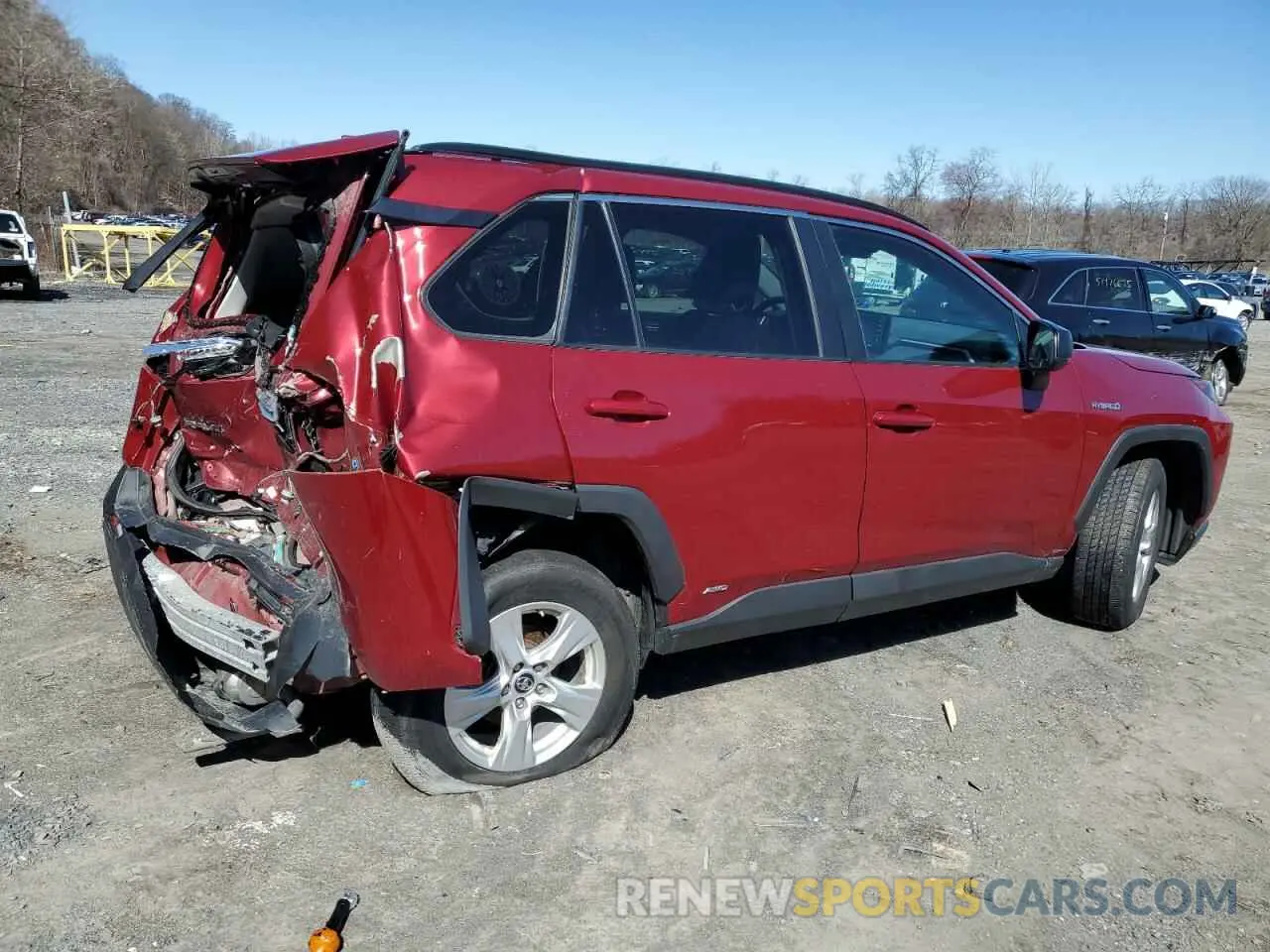 3 Photograph of a damaged car 2T3LWRFV5LW091673 TOYOTA RAV4 2020