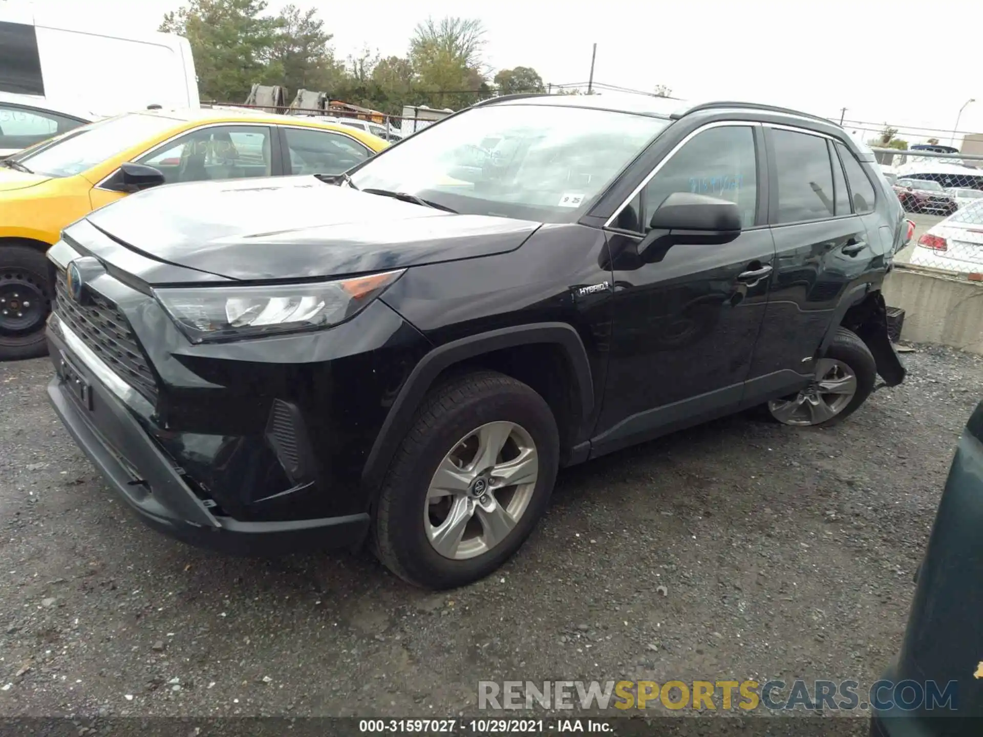 2 Photograph of a damaged car 2T3LWRFV6LW088006 TOYOTA RAV4 2020