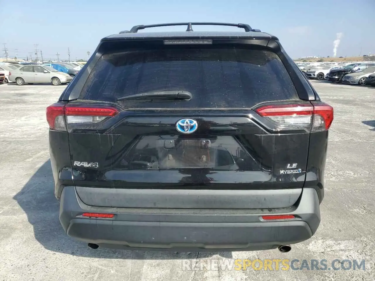 6 Photograph of a damaged car 2T3LWRFVXLW086176 TOYOTA RAV4 2020