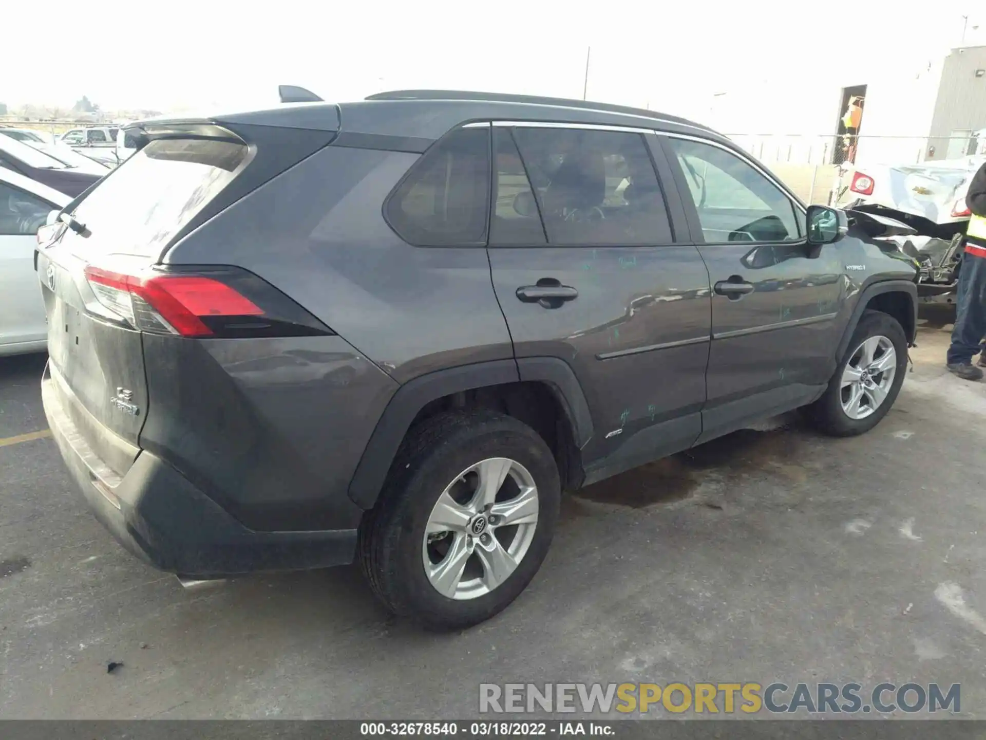 4 Photograph of a damaged car 2T3MWRFV0LW090029 TOYOTA RAV4 2020