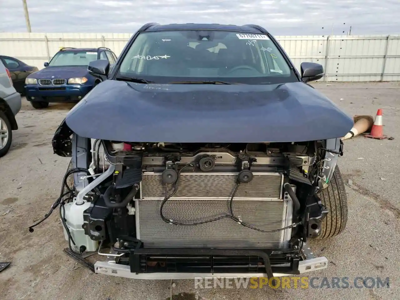 9 Photograph of a damaged car 2T3MWRFV1LW093568 TOYOTA RAV4 2020