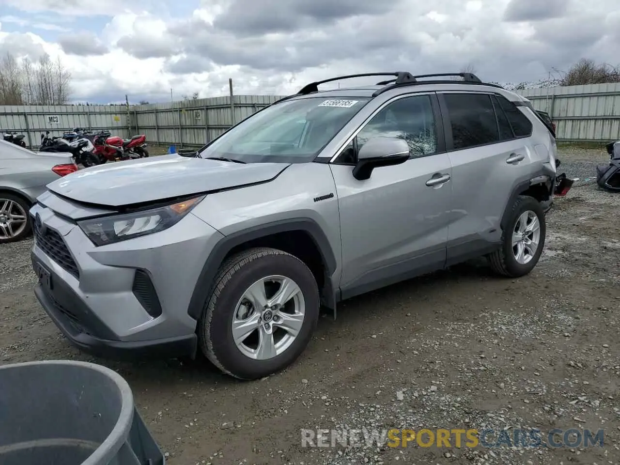 1 Photograph of a damaged car 2T3MWRFV2LW048798 TOYOTA RAV4 2020
