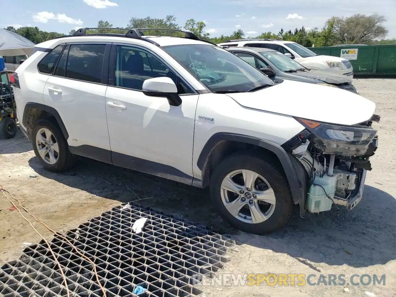 4 Photograph of a damaged car 2T3MWRFV2LW049739 TOYOTA RAV4 2020